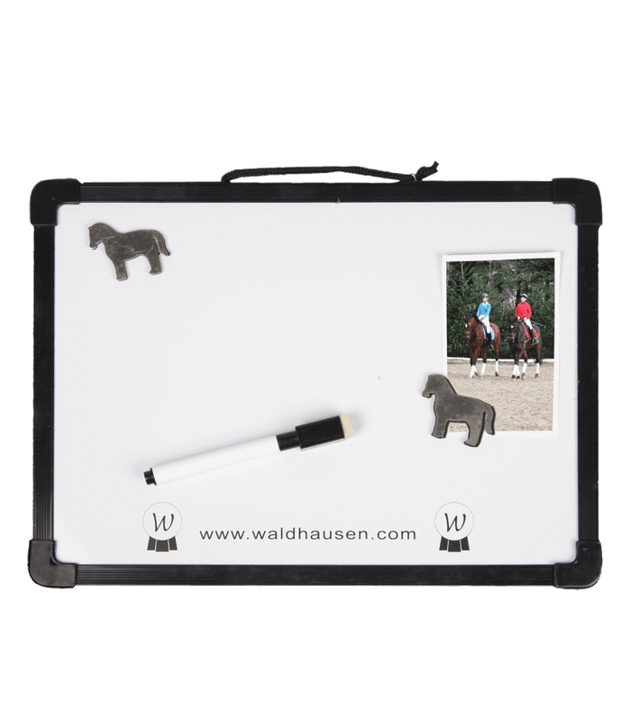 Stalltavle med mangneter og tusj